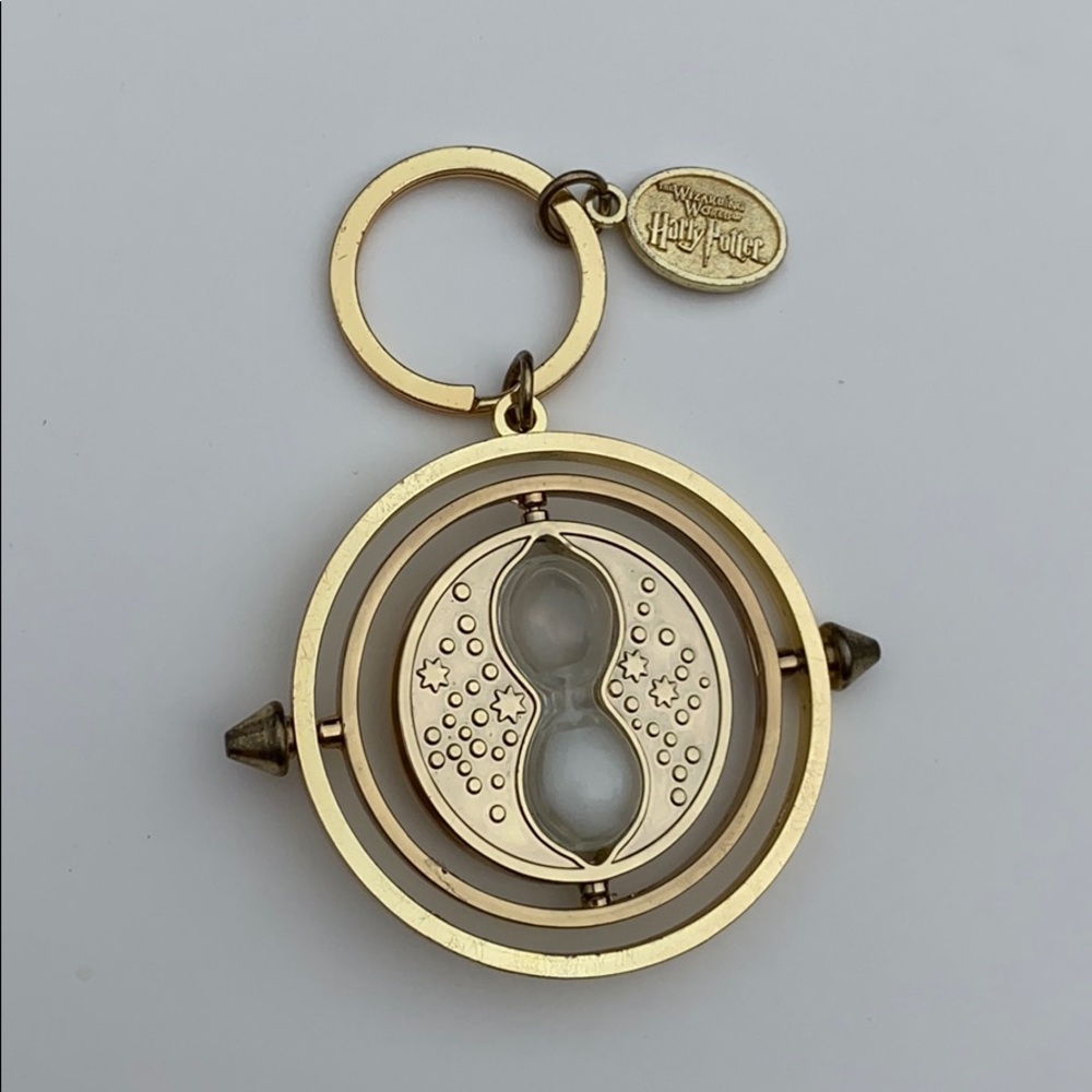 Harry Potter time turner keychain